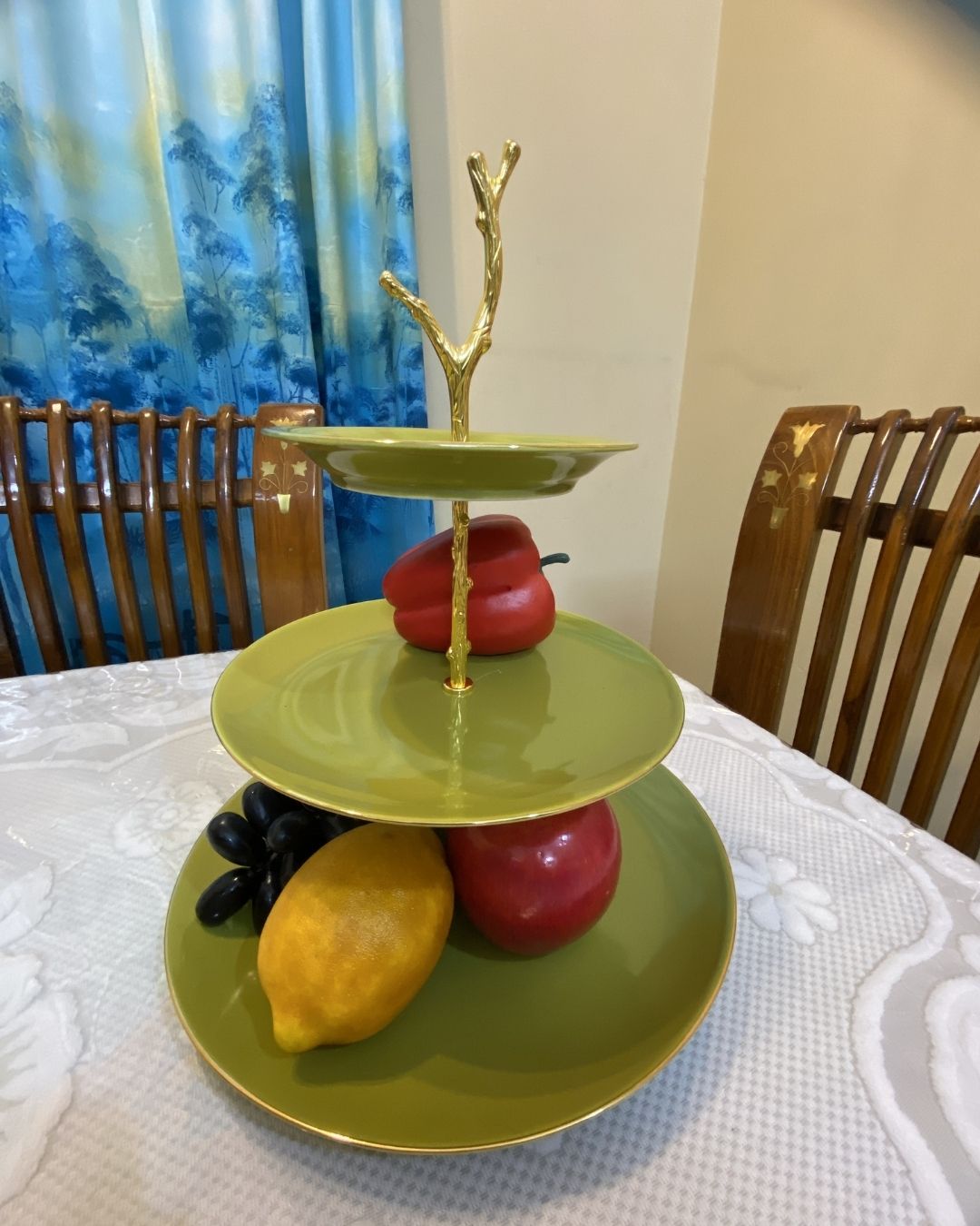 সেরামিক তিন স্তরের ফল ও কেক রাখার স্ট্যান্ড  TRE